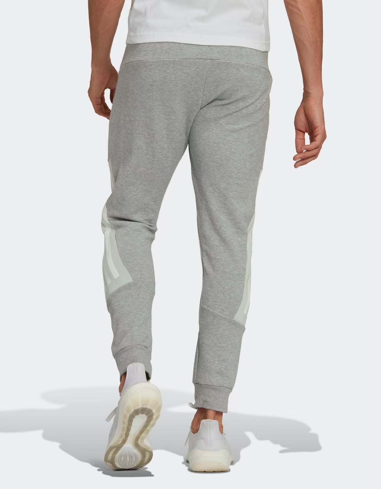 Men • Sportswear Future Icons 3-Stripes Pants HK4557